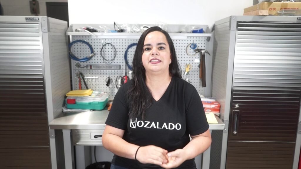 Guía para desinfectar computadoras de oficina para mantener oficinas impecables